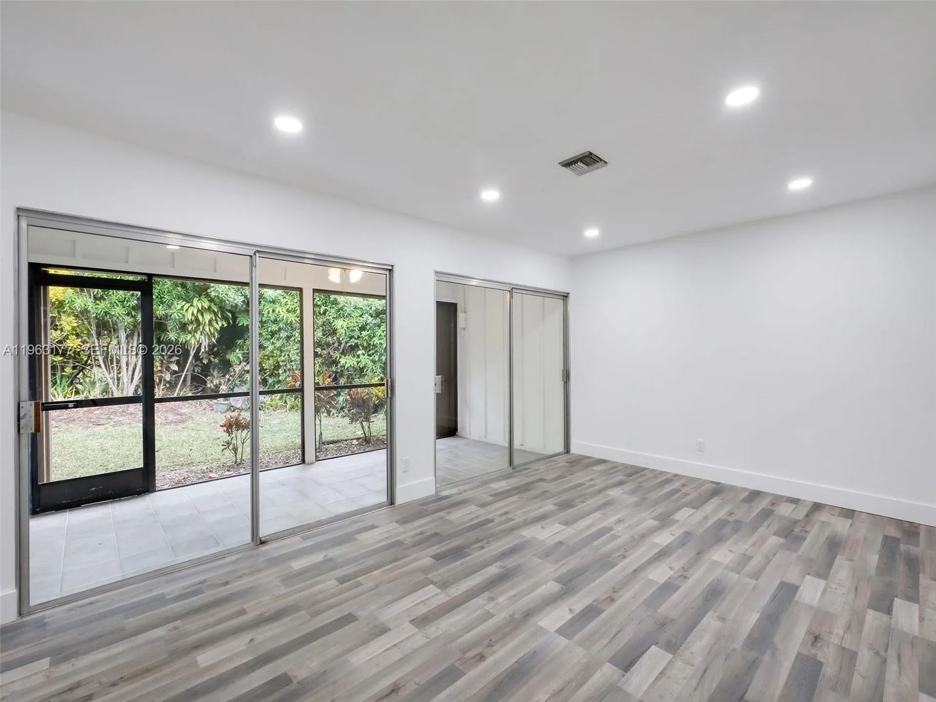 1901 Coquina Way Coral Springs FL 33071