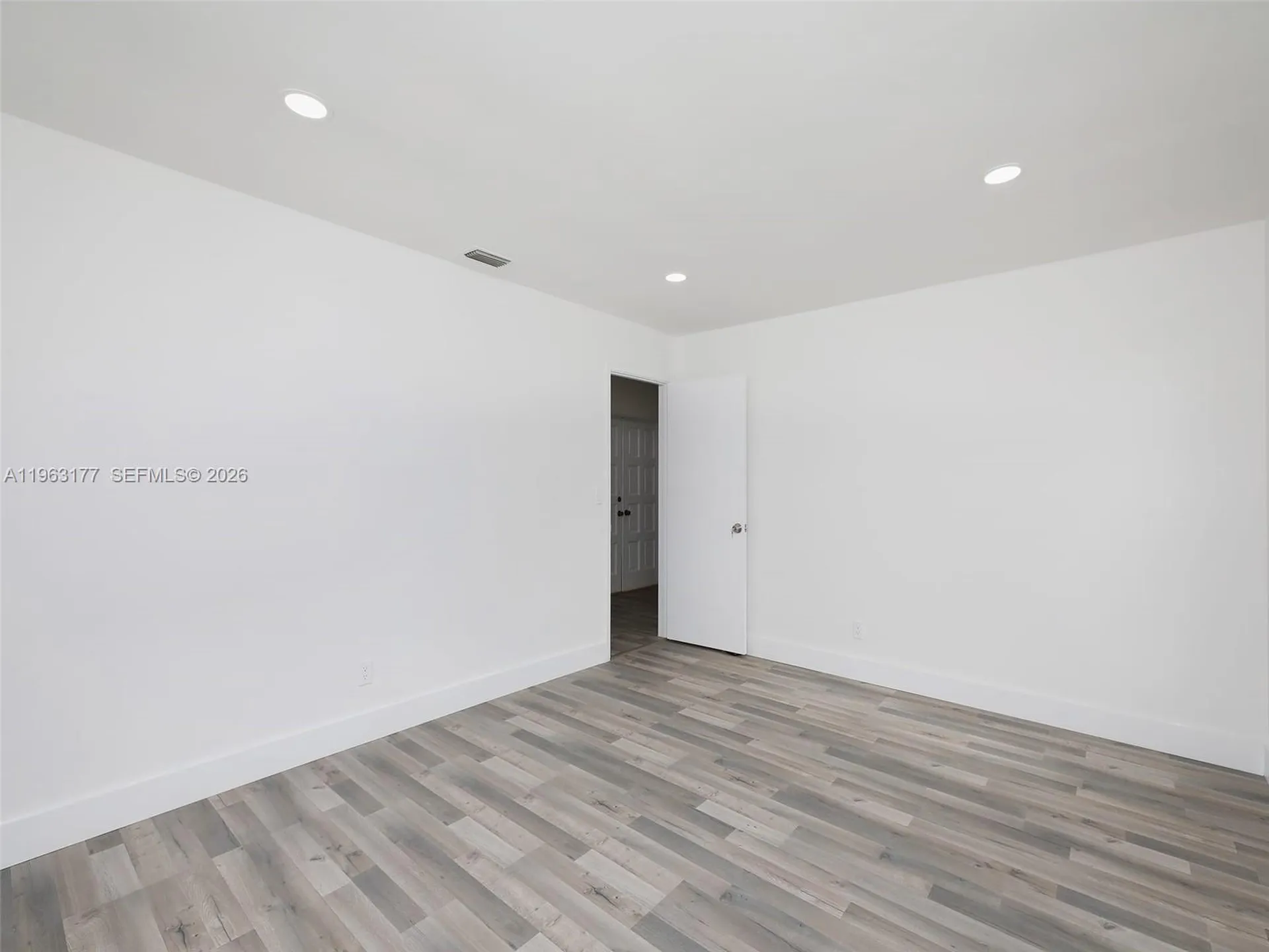 1901 Coquina Way Coral Springs FL 33071