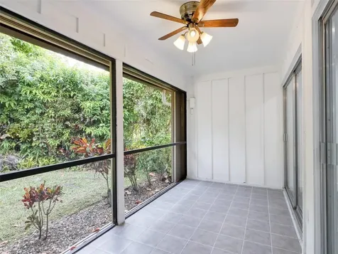 1901 Coquina Way Coral Springs FL 33071