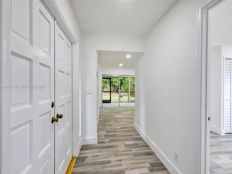 1901 Coquina Way Coral Springs FL 33071