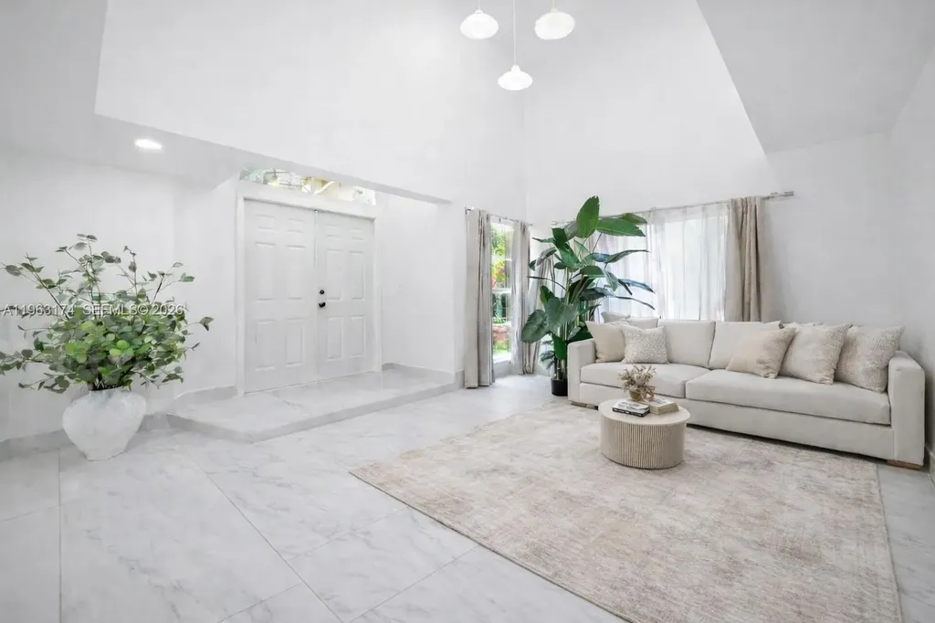 5239 SW 153rd Avenue Miami FL 33185