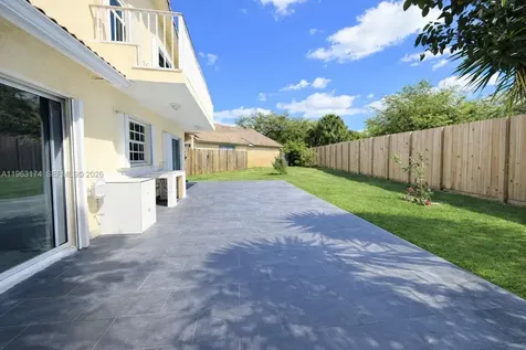 5239 SW 153rd Avenue Miami FL 33185