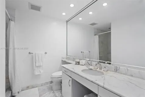 19500 Turnberry Way Aventura FL 33180
