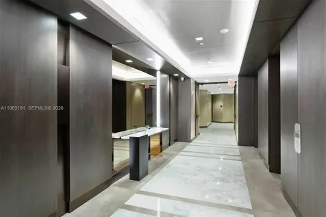 19500 Turnberry Way Aventura FL 33180