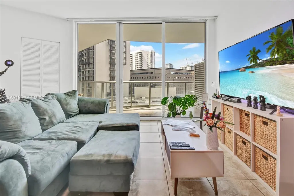 300 S Biscayne Boulevard Miami FL 33131