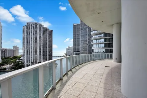 300 S Biscayne Boulevard Miami FL 33131