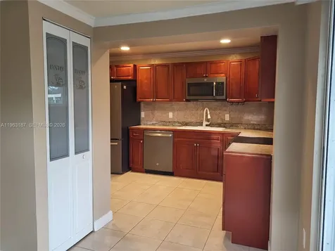 30 NE 56th Street Oakland Park FL 33334