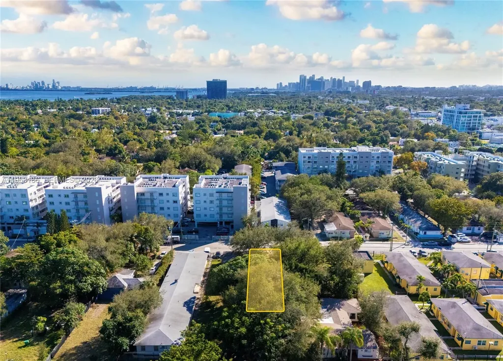729 NE 85th Street Miami FL 33138