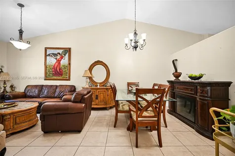 940 NE 13th Avenue Homestead FL 33033