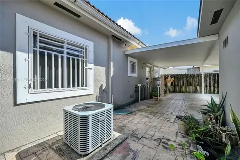 940 NE 13th Avenue Homestead FL 33033