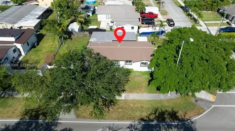 2901 SW 92nd Avenue Miami FL 33165