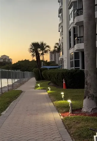 Aventura FL 33180