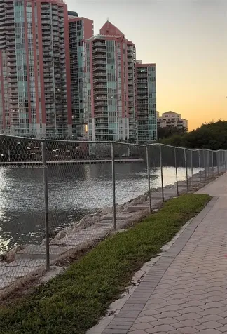 Aventura FL 33180