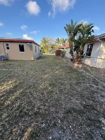 14620 Monroe Street Miami FL 33176