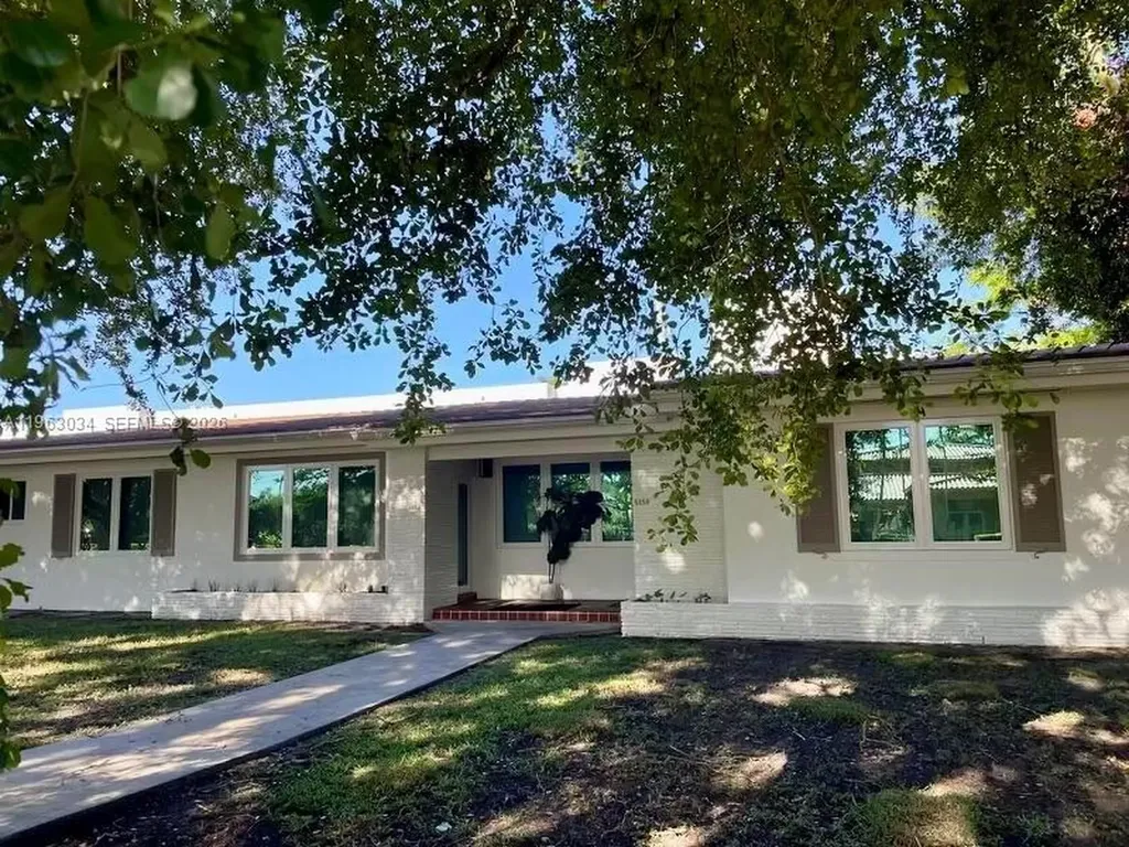 5352 Orduna Drive Coral Gables FL 33146