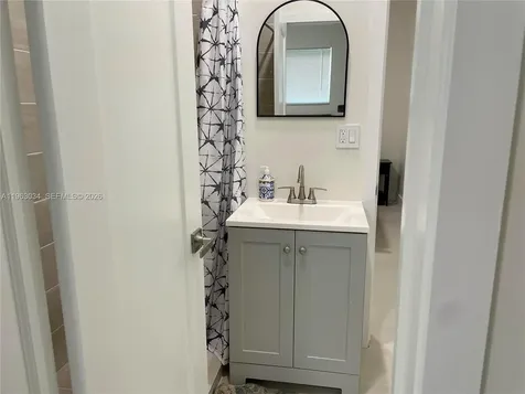 5352 Orduna Drive Coral Gables FL 33146