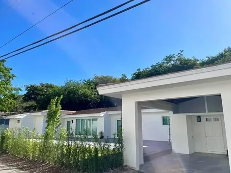 5352 Orduna Drive Coral Gables FL 33146