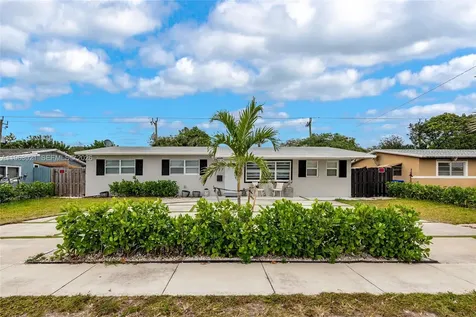 200 SW 69th Terrace Pembroke Pines FL 33023