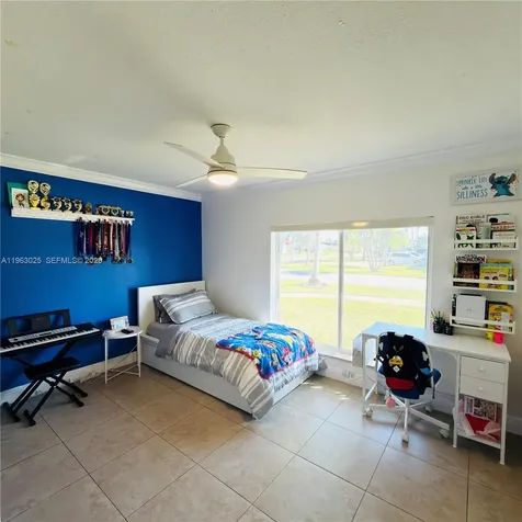 820 NW 91st Avenue Pembroke Pines FL 33024