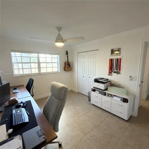 820 NW 91st Avenue Pembroke Pines FL 33024
