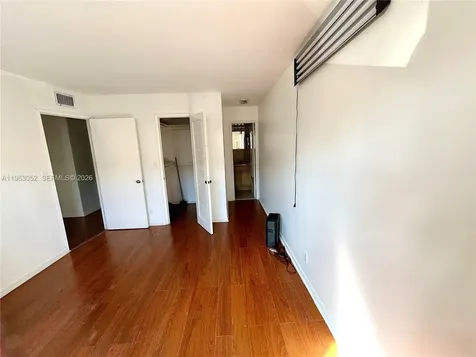4043 NW 16th Street Lauderhill FL 33313