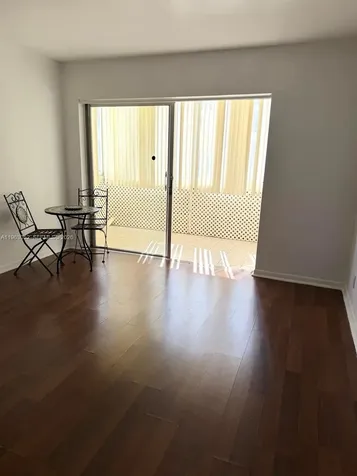 4043 NW 16th Street Lauderhill FL 33313