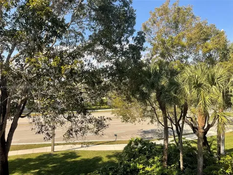 16475 Golf Club Road Weston FL 33326
