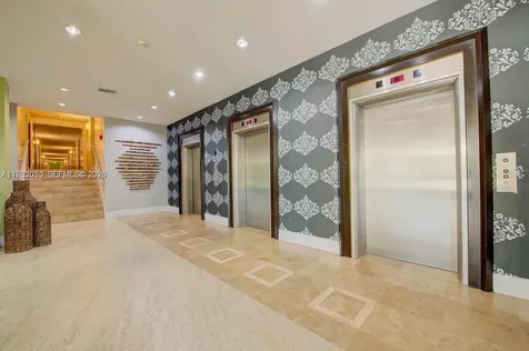 7441 Wayne Avenue Miami Beach FL 33141