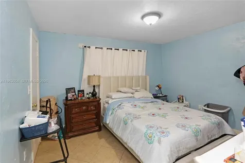 1275 W 35th Street Hialeah FL 33012