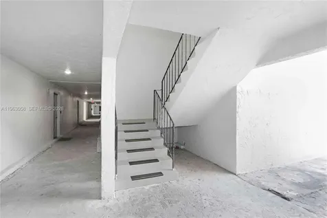1275 W 35th Street Hialeah FL 33012