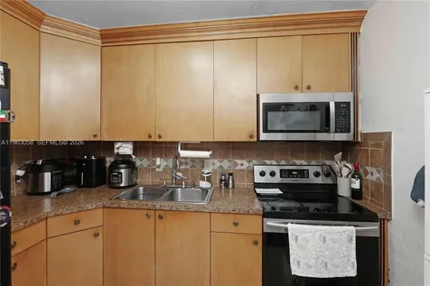 1275 W 35th Street Hialeah FL 33012