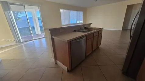 1010 SW Dubuque Avenue Port St. Lucie FL 34953