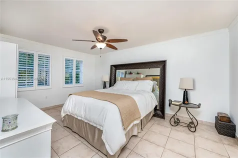 1 Alhambra Circle Coral Gables FL 33134