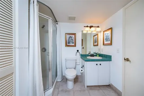 1 Alhambra Circle Coral Gables FL 33134