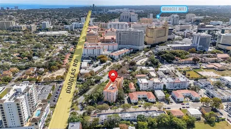 1 Alhambra Circle Coral Gables FL 33134