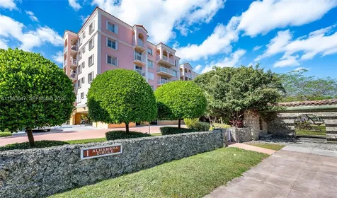1 Alhambra Circle Coral Gables FL 33134