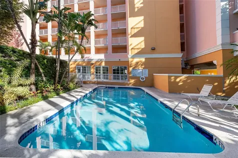 1 Alhambra Circle Coral Gables FL 33134