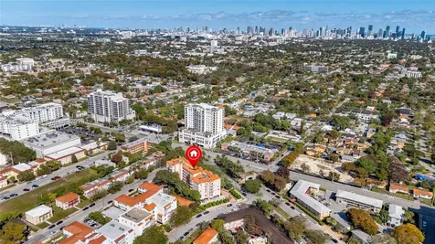 1 Alhambra Circle Coral Gables FL 33134