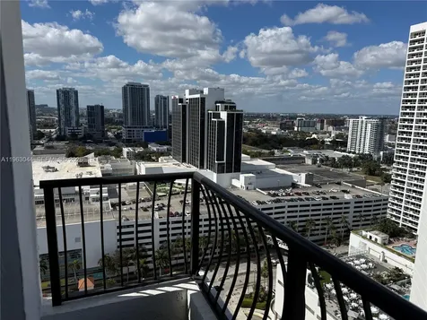 555 NE 15th Street Miami FL 33132