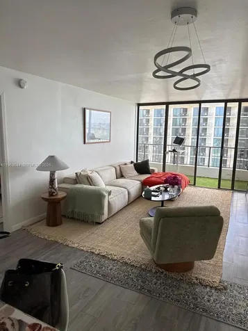 555 NE 15th Street Miami FL 33132