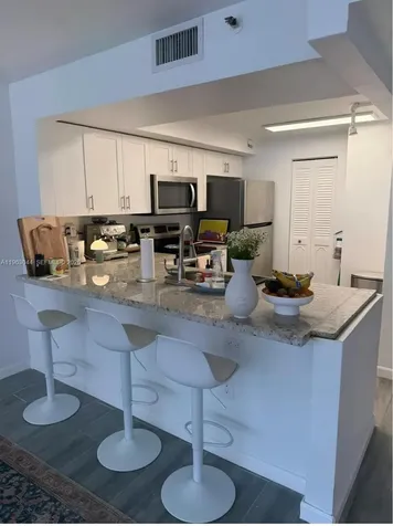 555 NE 15th Street Miami FL 33132