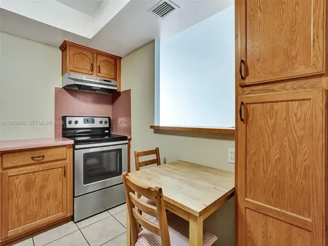 2001 Atlantic Shores Boulevard Hallandale Beach FL 33009