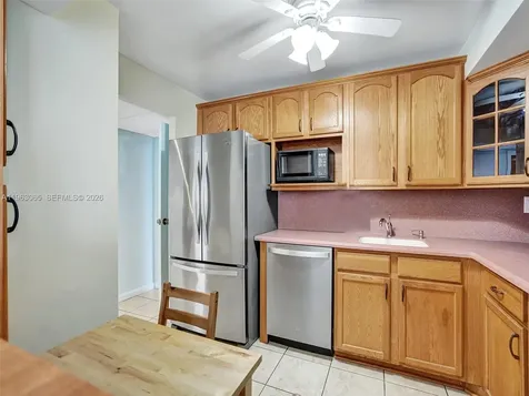 2001 Atlantic Shores Boulevard Hallandale Beach FL 33009