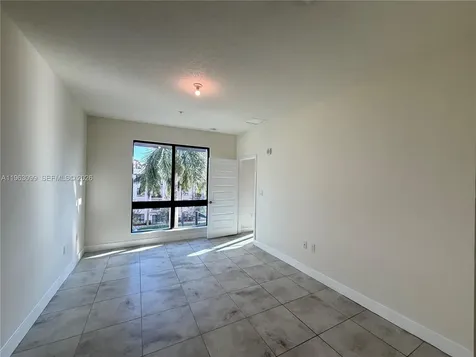 4640 NW 84th Avenue Doral FL 33166