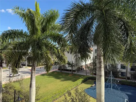 4640 NW 84th Avenue Doral FL 33166