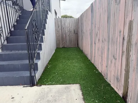 Miami FL 33126