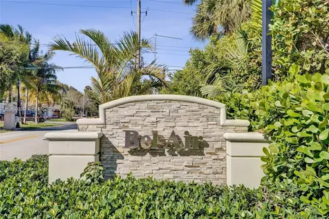 1673 Bel Air Avenue Lauderdale By The Sea FL 33062