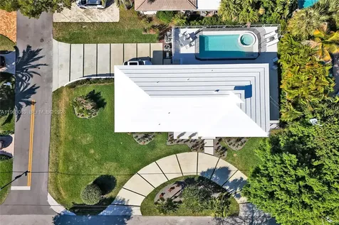 1673 Bel Air Avenue Lauderdale By The Sea FL 33062