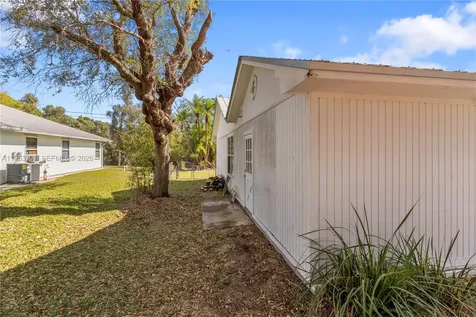 1816 SW 14th Avenue SW Vero Beach FL 32962