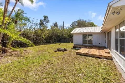 1816 SW 14th Avenue SW Vero Beach FL 32962